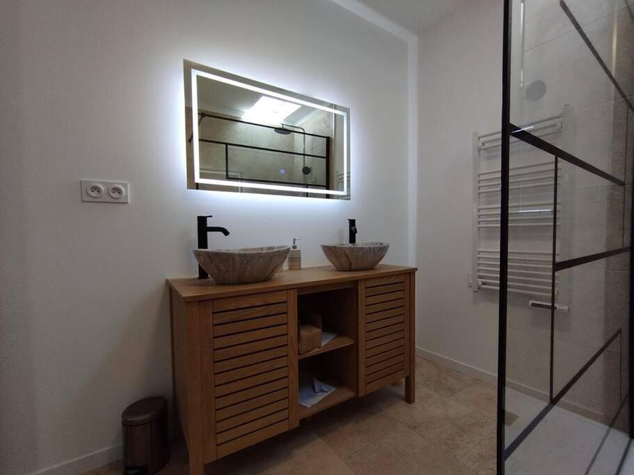 Appartement Avec Jardin Privatif Cuers Esterno foto