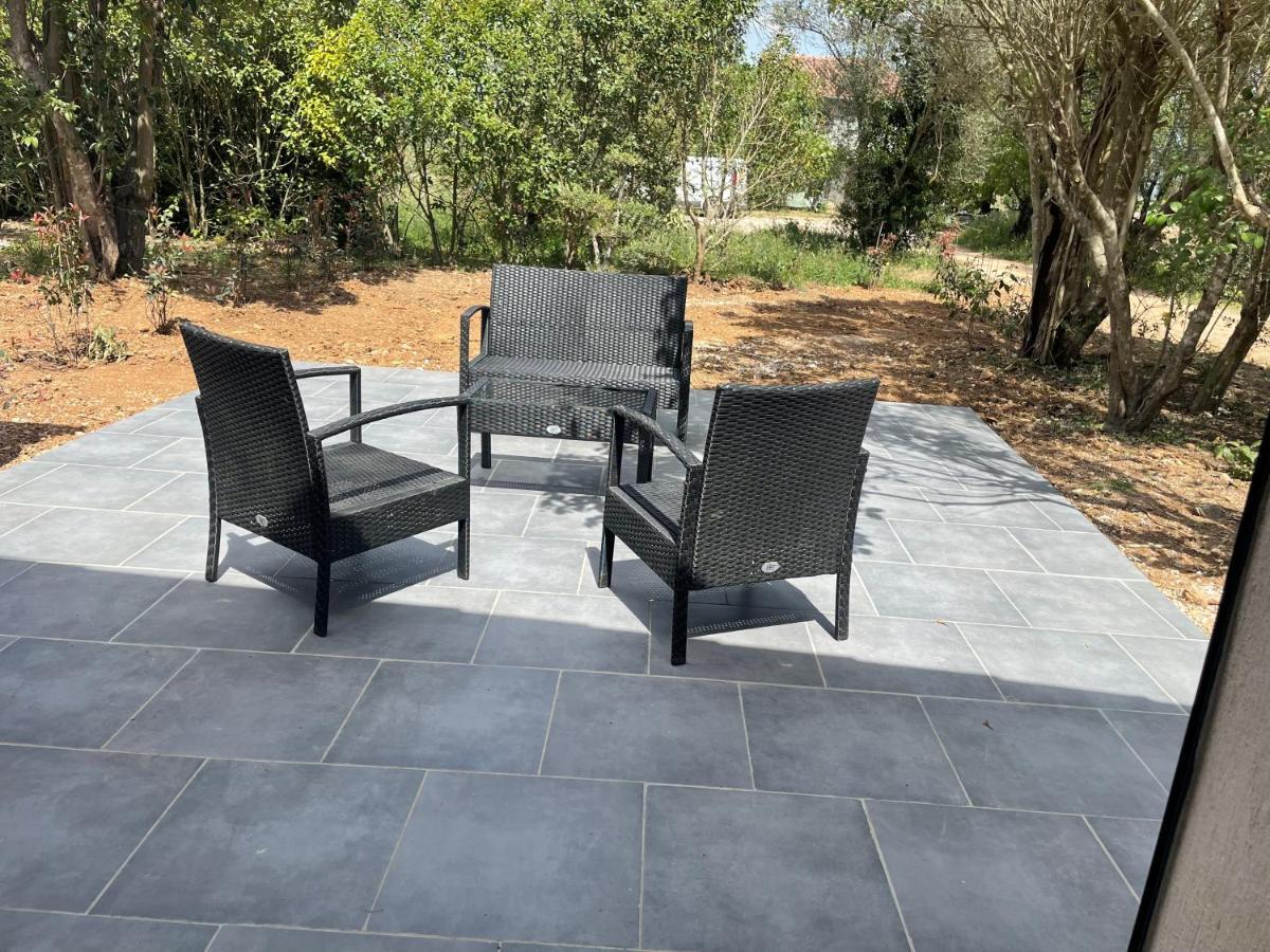 Appartement Avec Jardin Privatif Cuers Esterno foto
